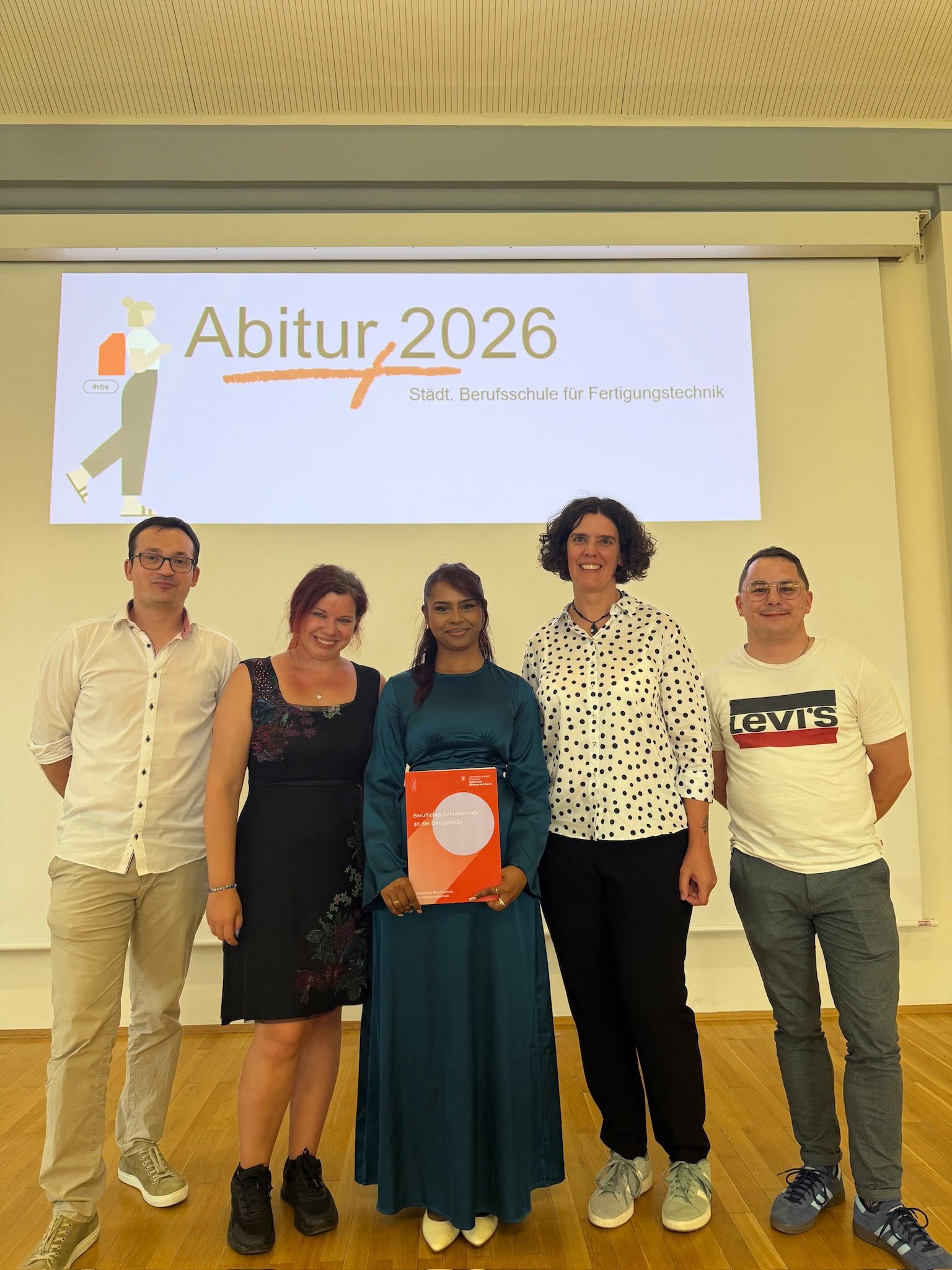 Herzlichen Glückwunsch Anjuta